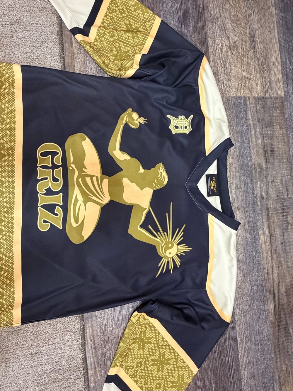 Griz - Picture 2 of 5